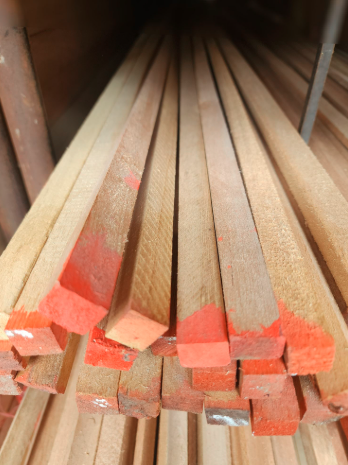 KILN DRY WOOD 1/2X1X10